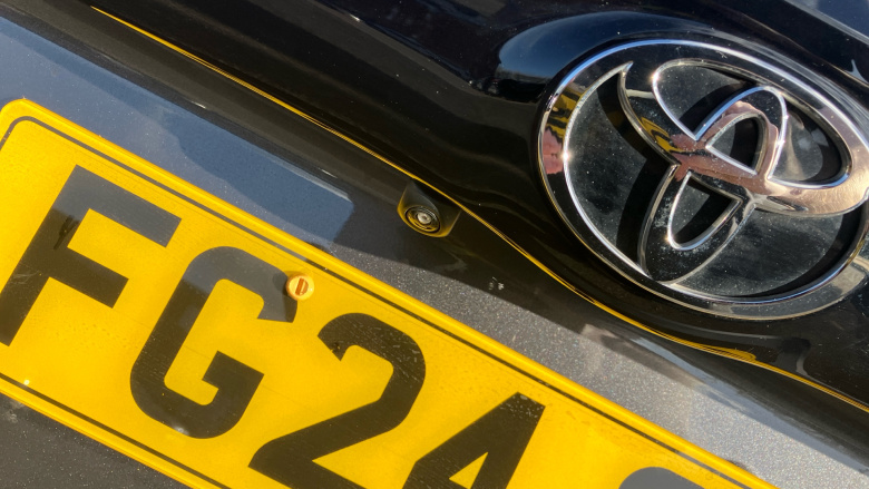 Toyota Yaris 1.5 Hybrid Design 5dr CVT Hybrid Hatchback